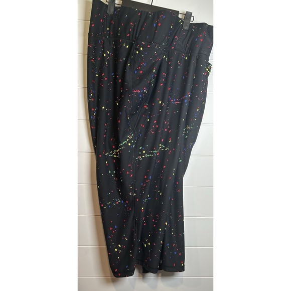 Livi Active Pants - LIVI Active Capri Leggings Women's Plus Size 34/36 Splatter Print EUC